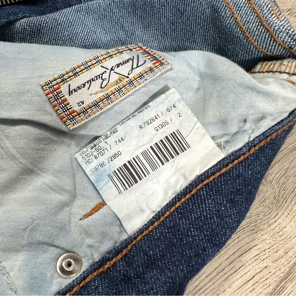 Vintage Thomas Burberry Jeans 

Size - W: 26 x L: 30-32 - Picture 11 of 11